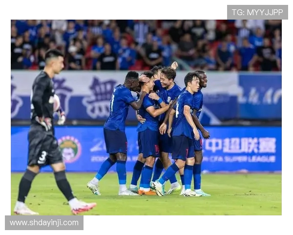 申花队昨晚返回上海 开启五天假期进行全面休整